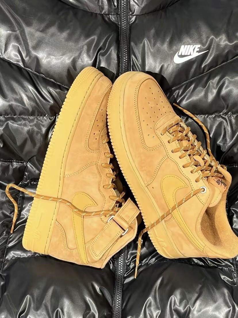 小麦色空军,秋天选低帮还是中帮呢?